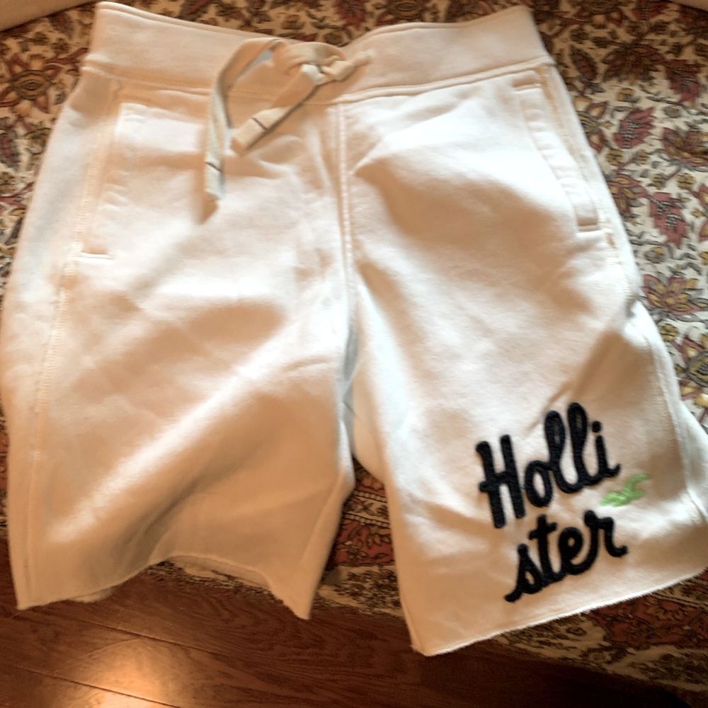 Hollister men’s sweat shorts